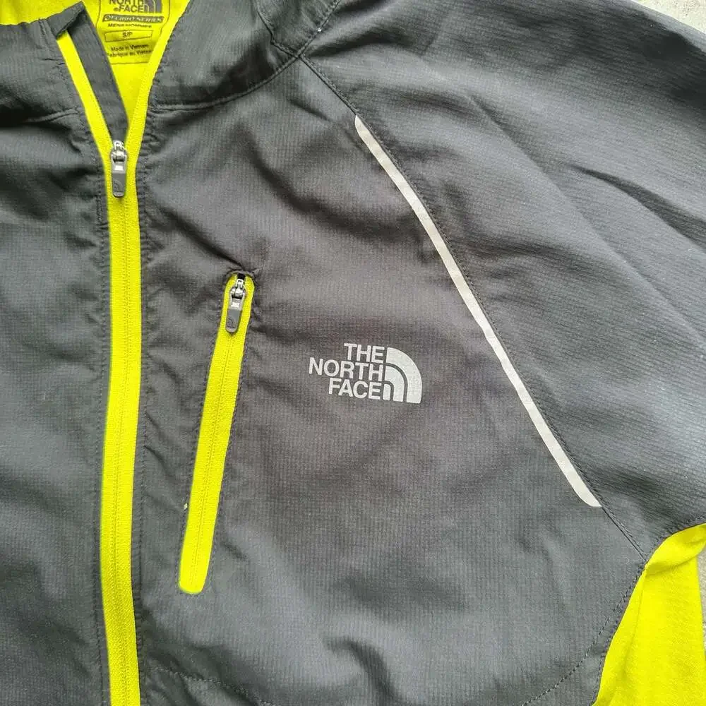 The North Face Flight Series Lightweight Running Jacket